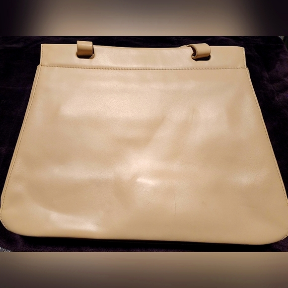 Halston Heritage Tote - Picture 6 of 17